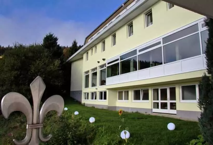 호텔 Gut Lilienfein Gesundheitsoase Mit Naturheilzentrum