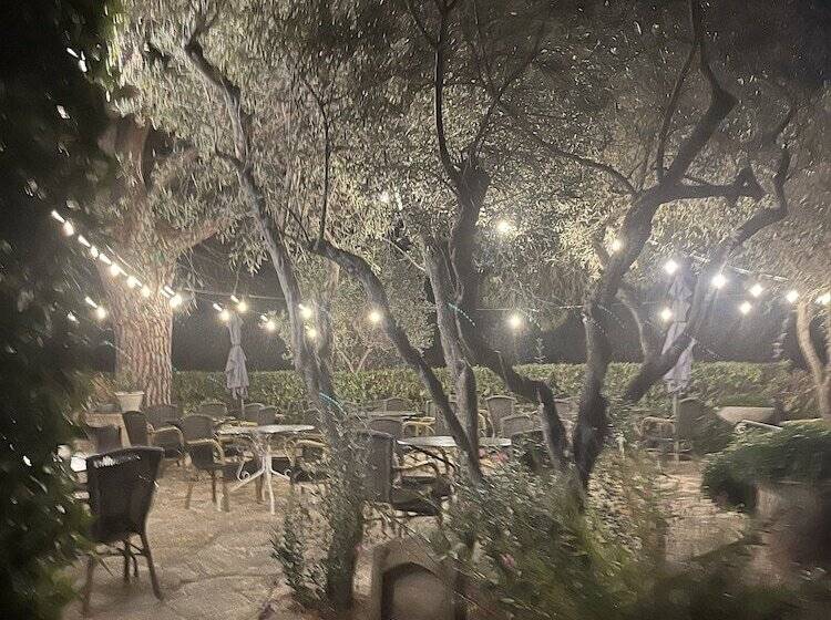 ホテル Le Madaleno