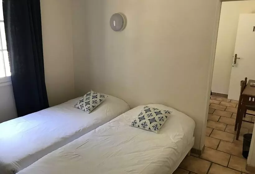 Отель Le Madaleno