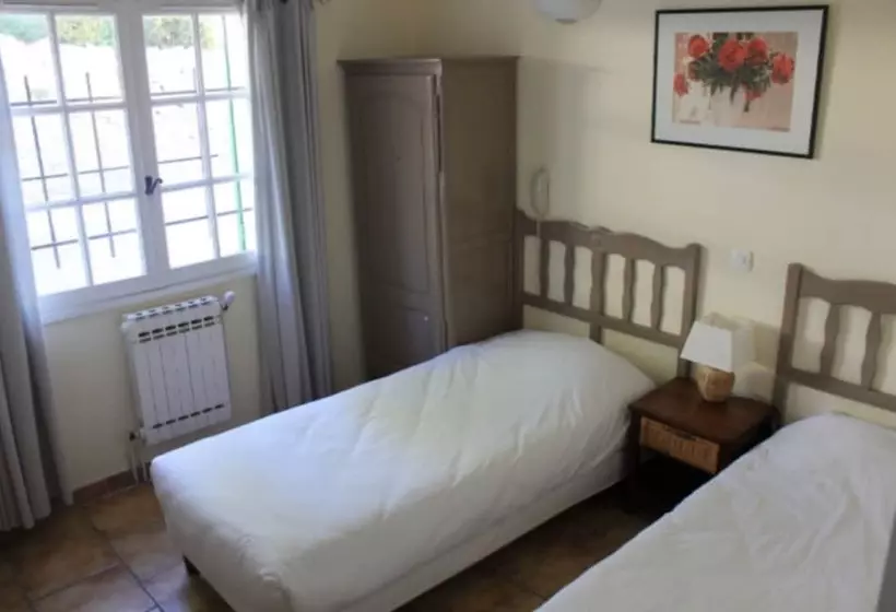 Отель Le Madaleno