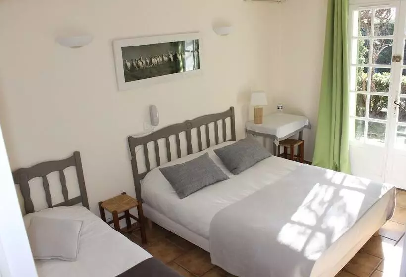 Отель Le Madaleno