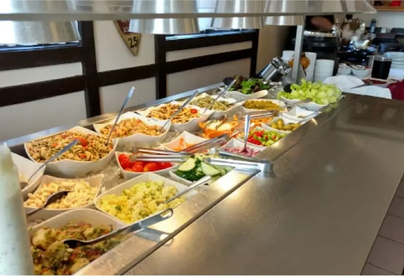 Hotelli Mcintosh Country Inn & Conference Centre