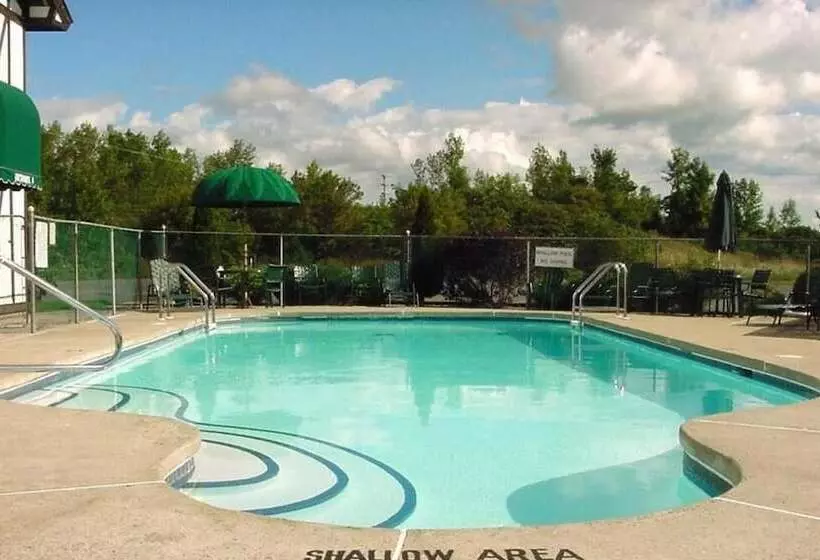 Hotelli Mcintosh Country Inn & Conference Centre