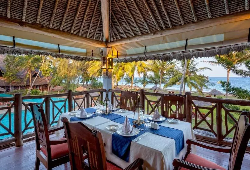 هتل Neptune Palm Beach Boutique Resort & Spa All Inclusive