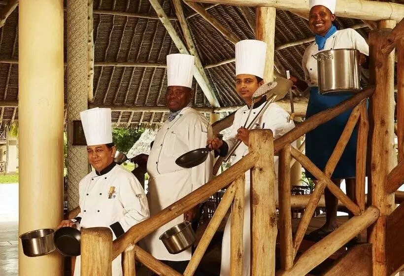 هتل Neptune Palm Beach Boutique Resort & Spa All Inclusive