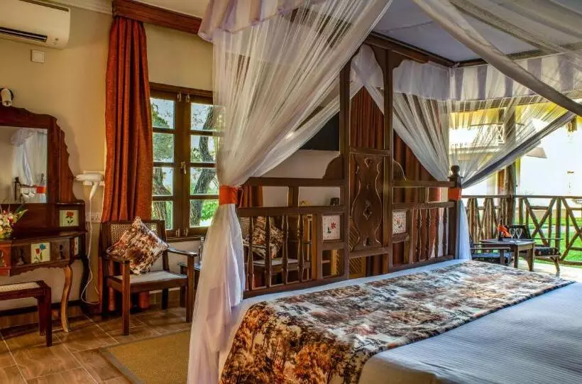 هتل Neptune Palm Beach Boutique Resort & Spa All Inclusive