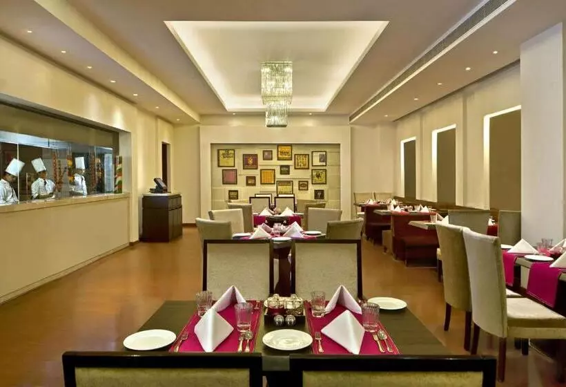 Hotel Park Plaza Chandigarh Zirakpur