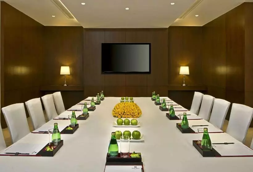 Hotel Park Plaza Chandigarh Zirakpur