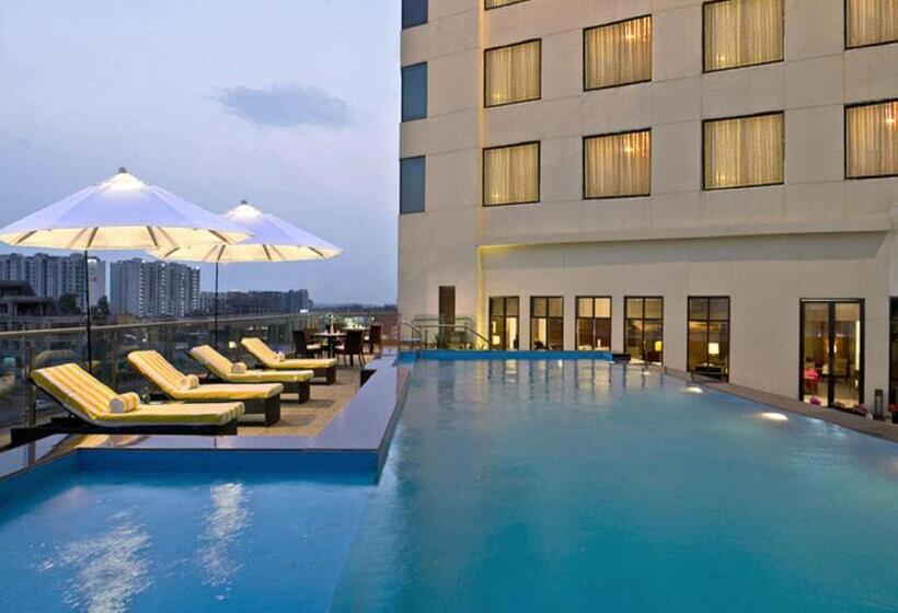 호텔 Park Plaza Chandigarh Zirakpur