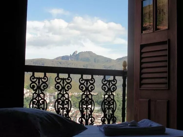 Hotelli Pousada Casa Dos Contos