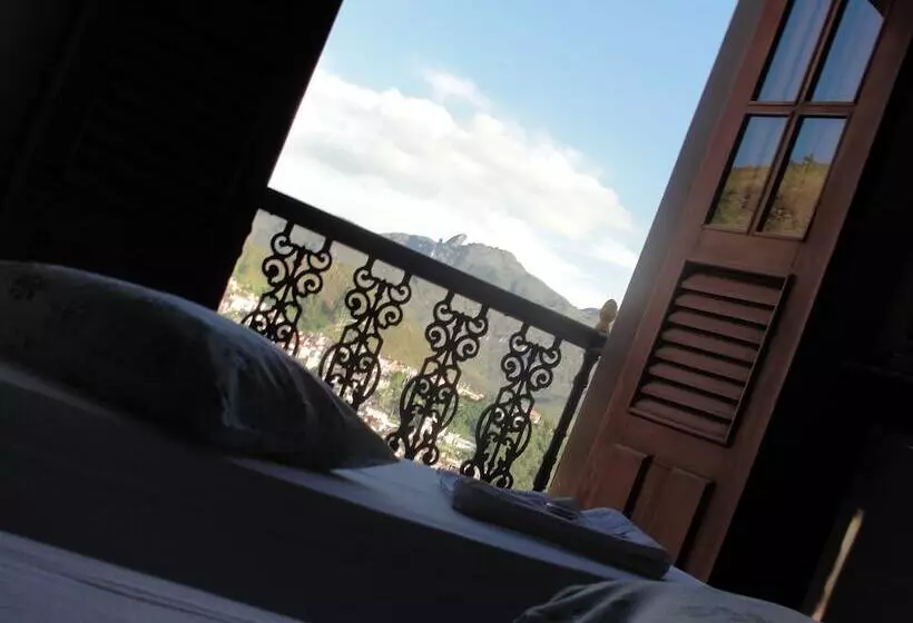 Hotelli Pousada Casa Dos Contos