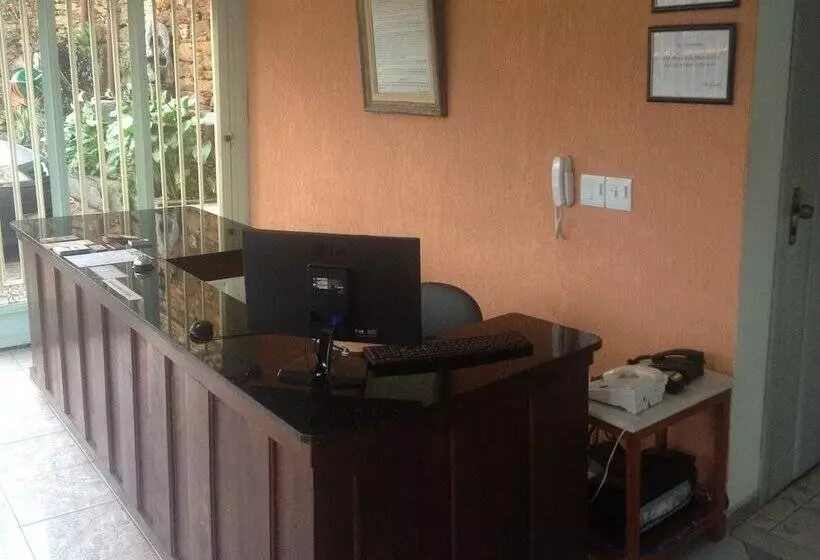 Hotelli Pousada Casa Dos Contos
