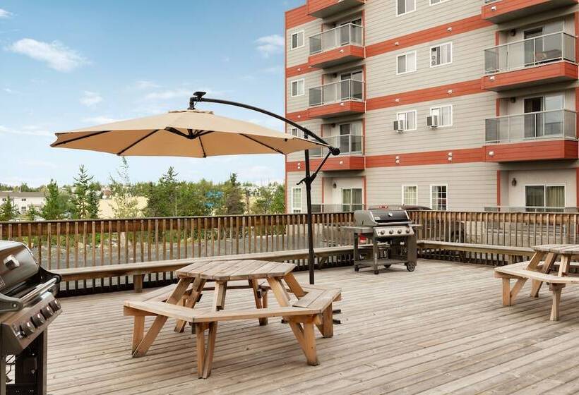 Stanton Suites Hotel Yellowknife