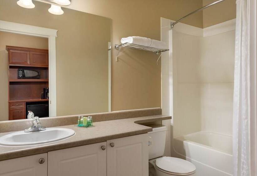 Stanton Suites Hotel Yellowknife