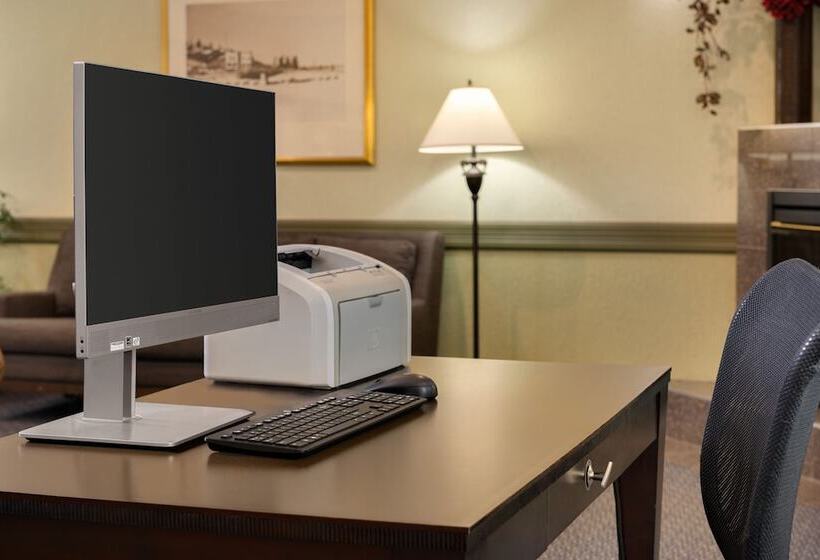 Stanton Suites Hotel Yellowknife