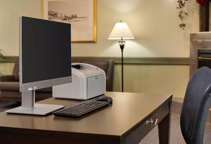 Stanton Suites Hotel Yellowknife