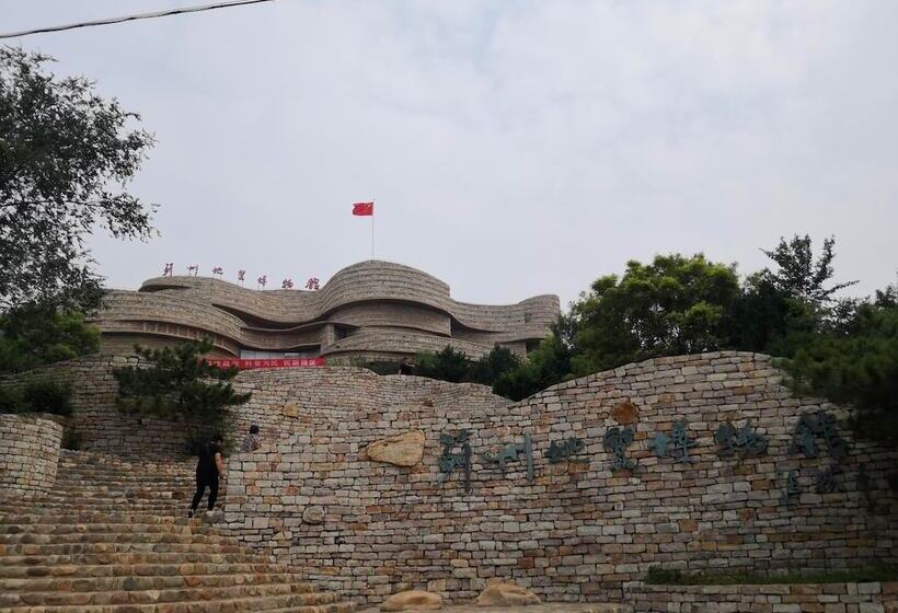 Hotel Tianjin Jing Ji Saint Light Resort & Spa