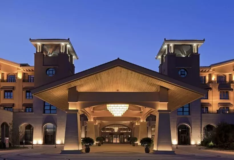 Szálloda Tianjin Jing Ji Saint Light Resort & Spa