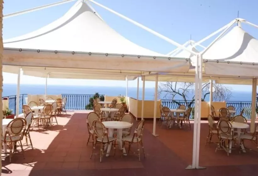 ホテル Villaggio Capo Alaua