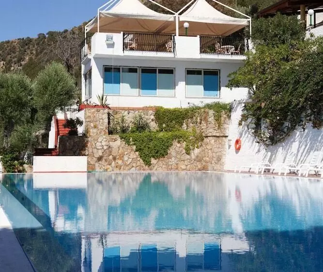 ホテル Villaggio Capo Alaua