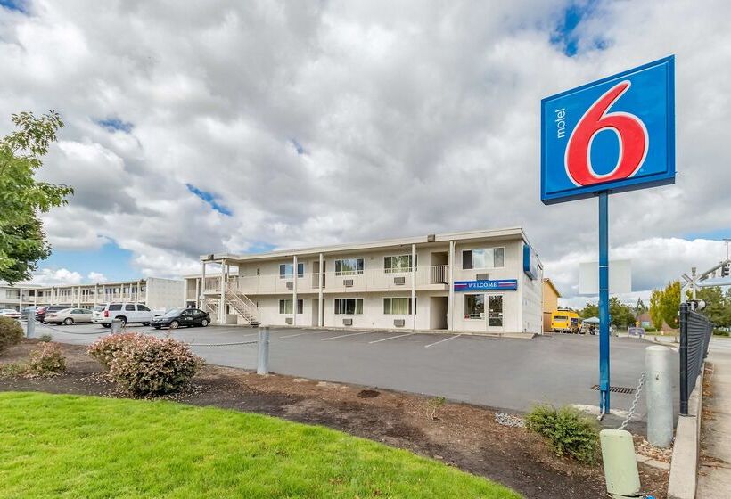 Motel 6 Beaverton, Or