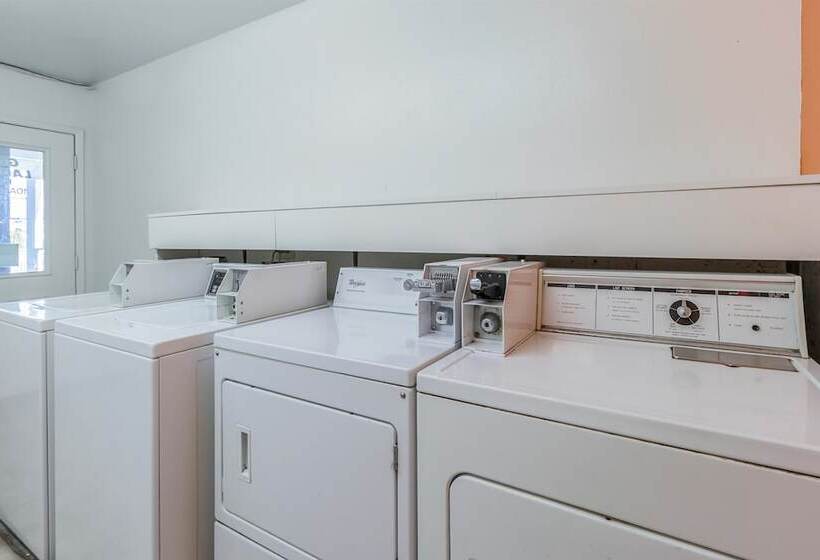 Motel 6 Beaverton, Or