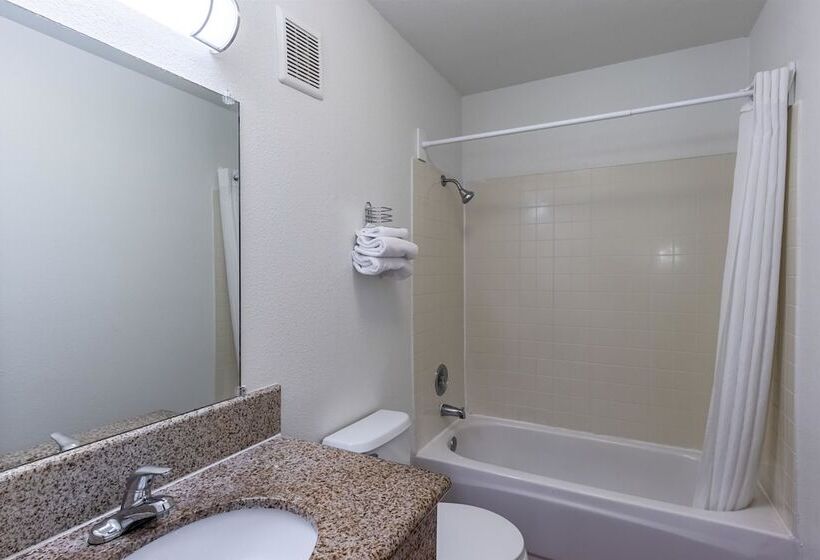 Motel 6 Beaverton, Or