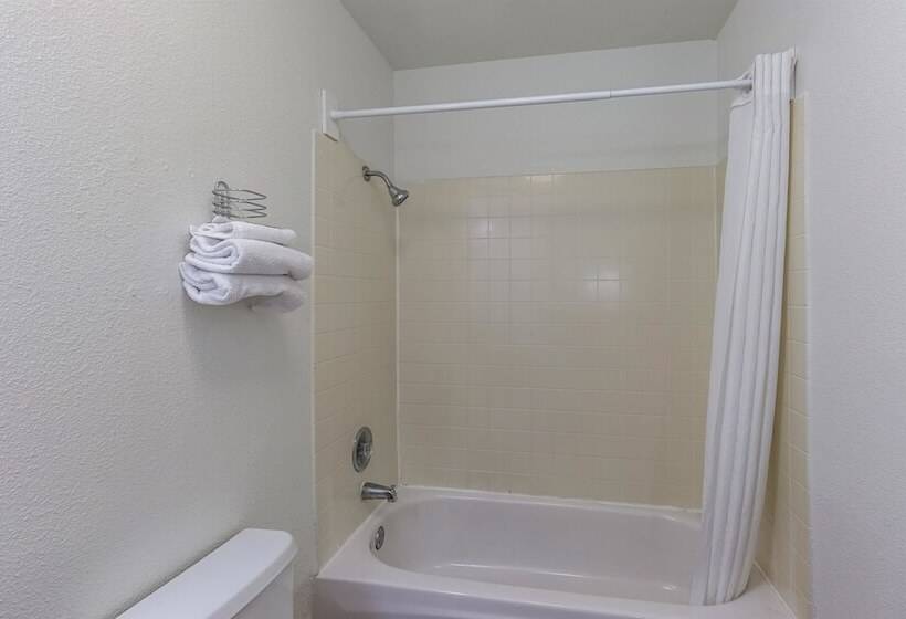 Motel 6 Beaverton, Or