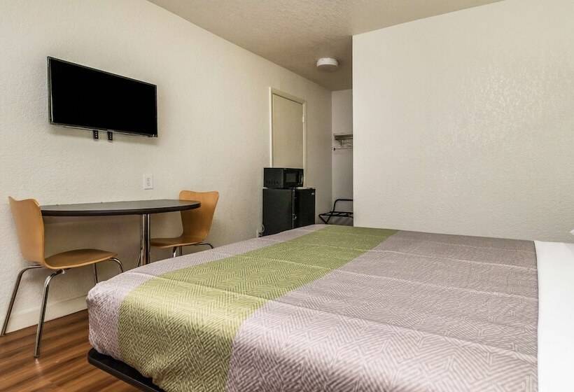 Motel 6 Fort Worth, Tx  North