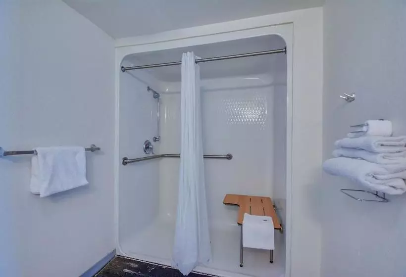 Motel 6 Huntsville - Madison