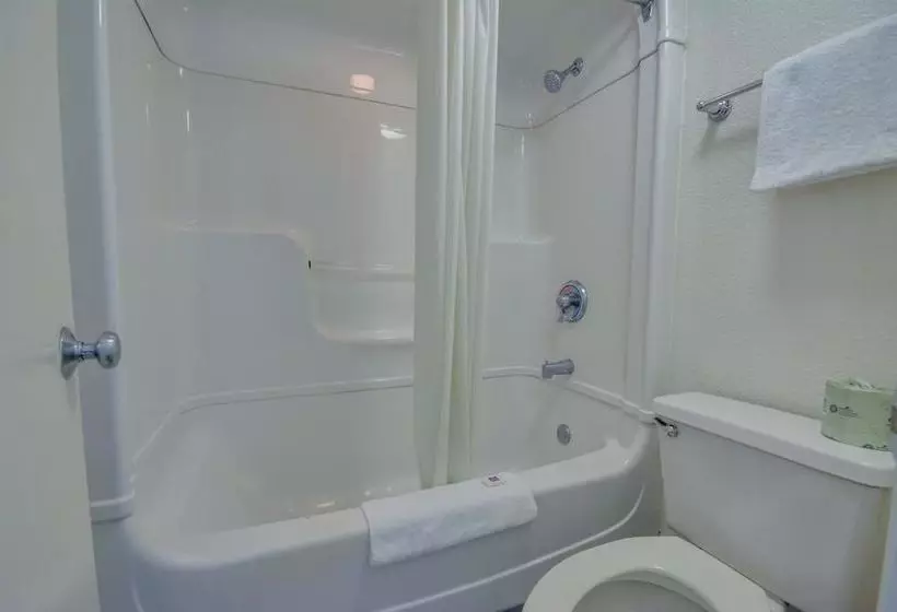 Motel 6 Huntsville - Madison