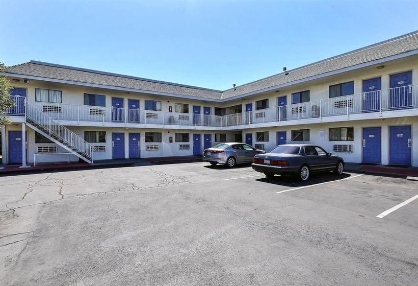 Motel 6 Oakland, Ca   Airport