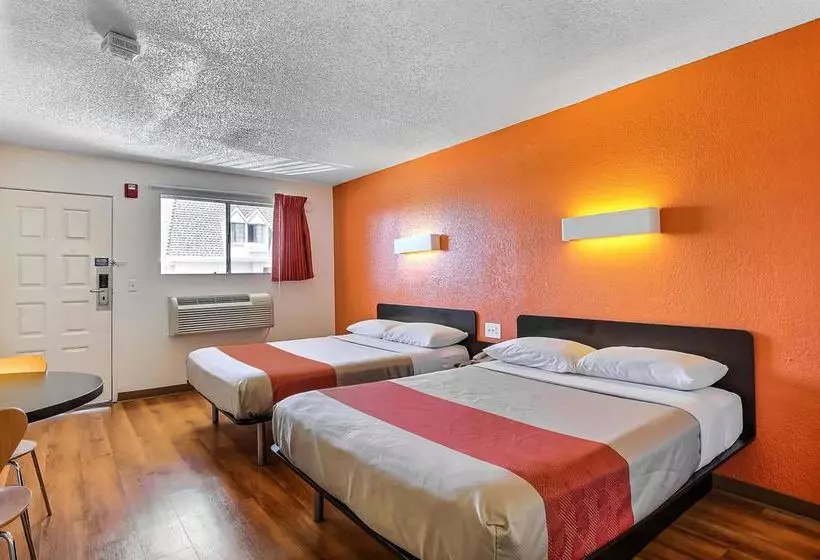 Motel 6 Oakland, Ca   Airport