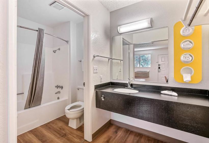 Motel 6 Oakland, Ca   Airport