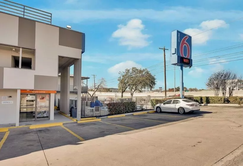 Motel 6 Austin, Tx   Airport   South