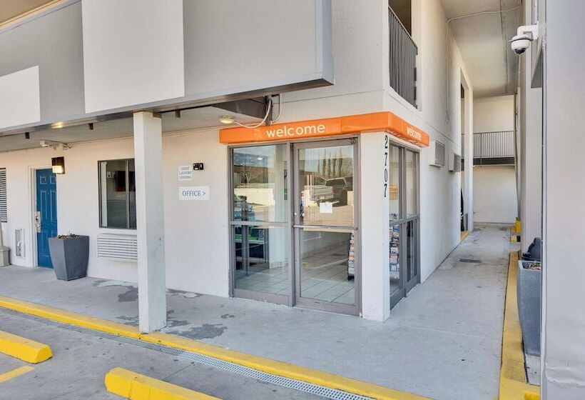 Motel 6 Austin, Tx   Airport   South