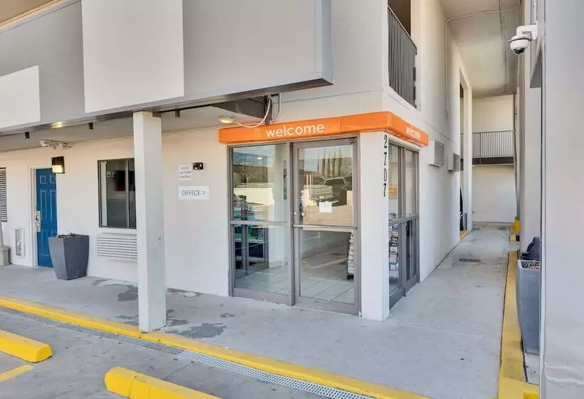 Motel 6 Austin, Tx   Airport   South