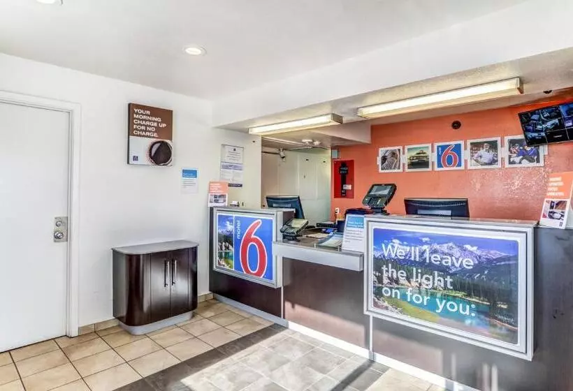 מוטל Park Inn By Radisson, Fort Collins