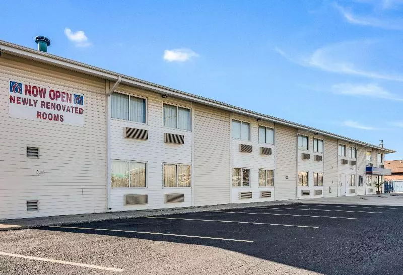 Motel 6fort Wayne, In