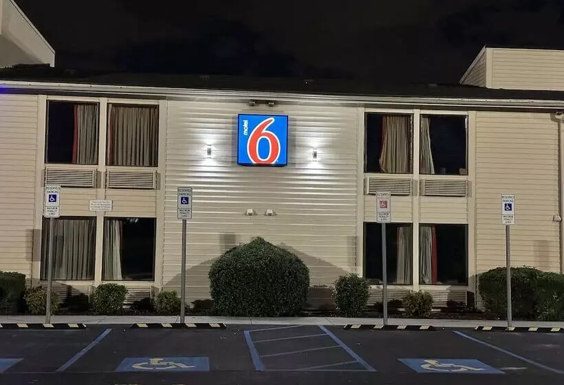 Motel 6greensboro, Nc Airport