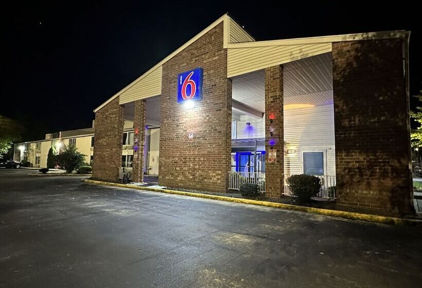 Motel 6greensboro, Nc  Airport