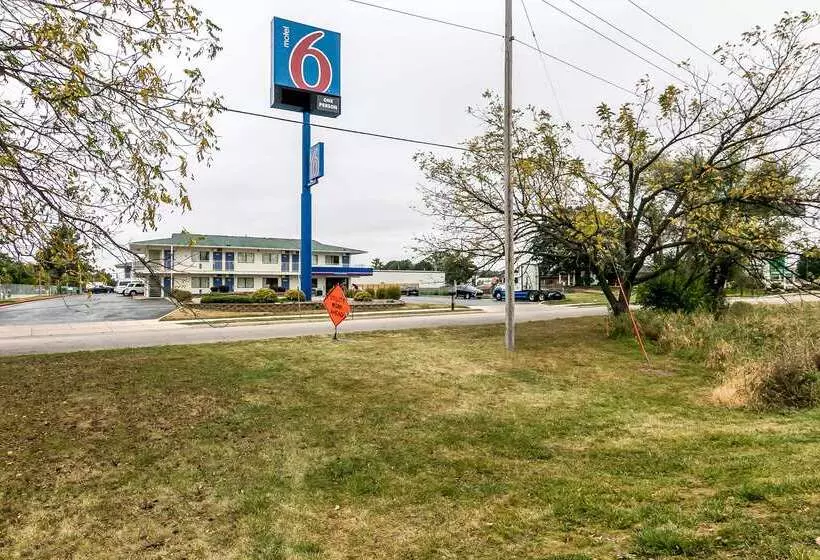 Motel 6janesville, Wi