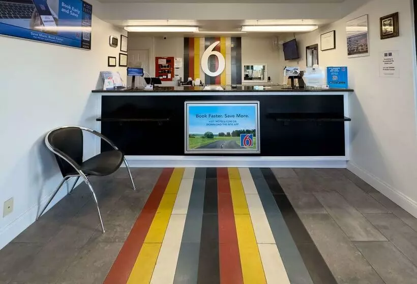 Motel 6janesville, Wi