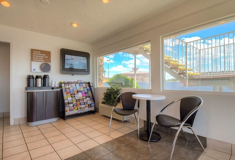 فندق على الطريق Park Inn By Radisson, Las Vegas Boulder Hwy