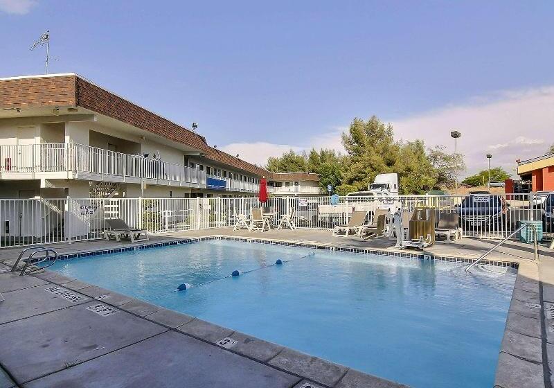 Motel 6palmdale, Ca