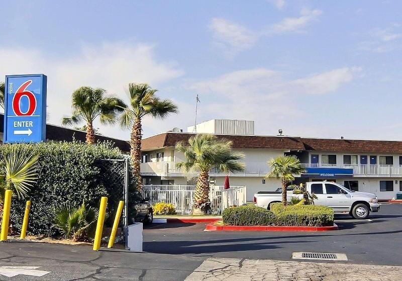 Motel 6palmdale, Ca