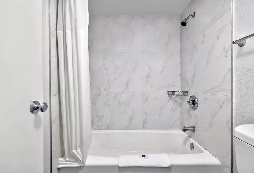 Motel 6plano, Tx  Plano Northeast