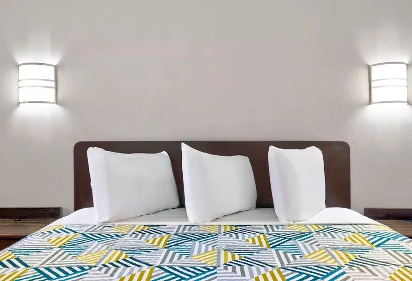 Motel 6plano, Tx  Plano Northeast