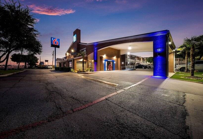 Motel 6plano, Tx  Plano Northeast