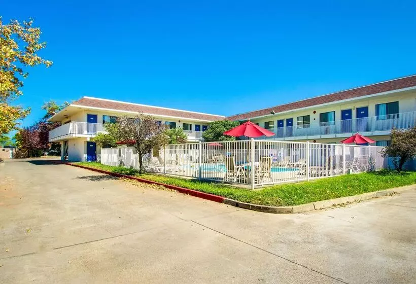 Motel 6 Redding, Ca North